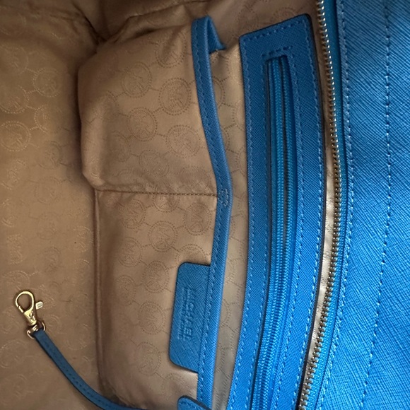 Michael Kors Medium Tote bag and wallet - Picture 7 of 9